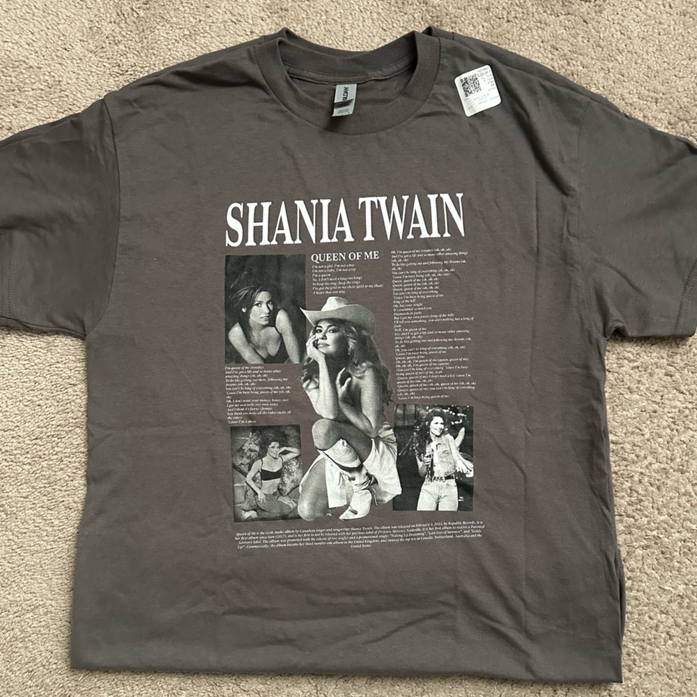 Shania Twain tshirt in dark gray